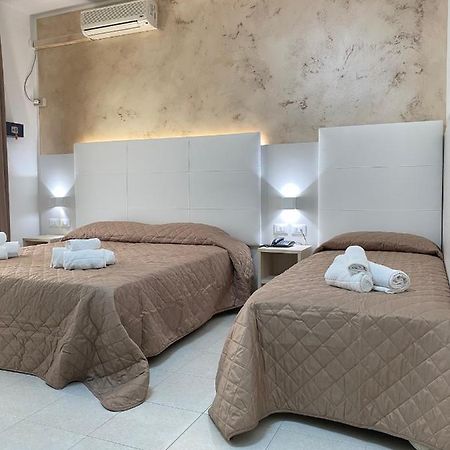 Hotel Bahia Каорле Экстерьер фото
